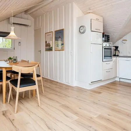 Holiday home 6 Person Holiday In Hemmet
